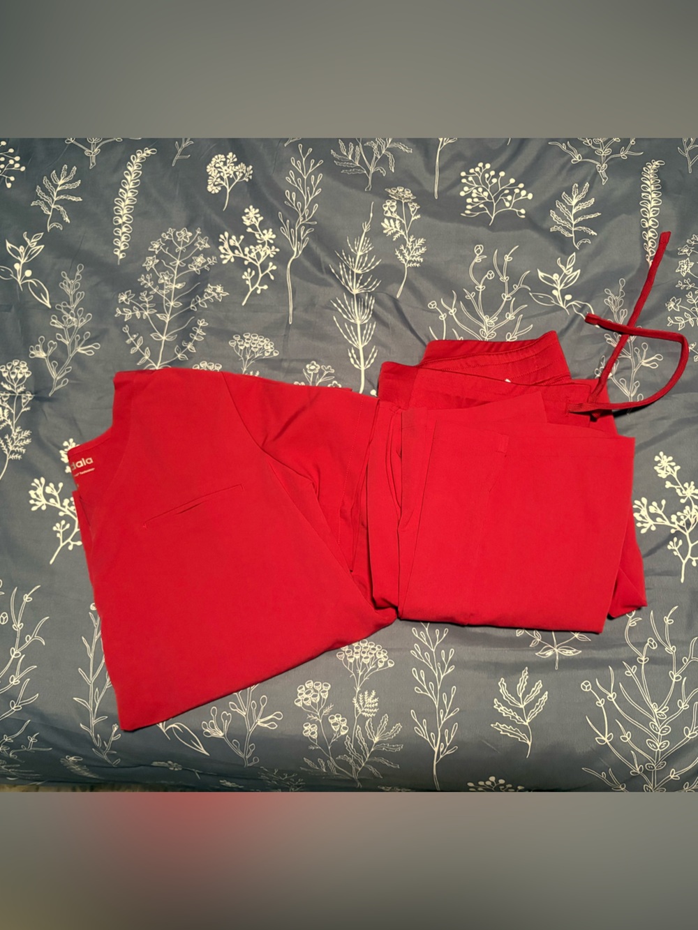 Magenta scrub set
